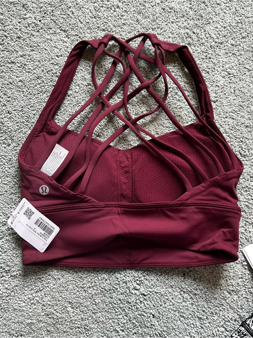 Lululemon free to be wild long line NWT